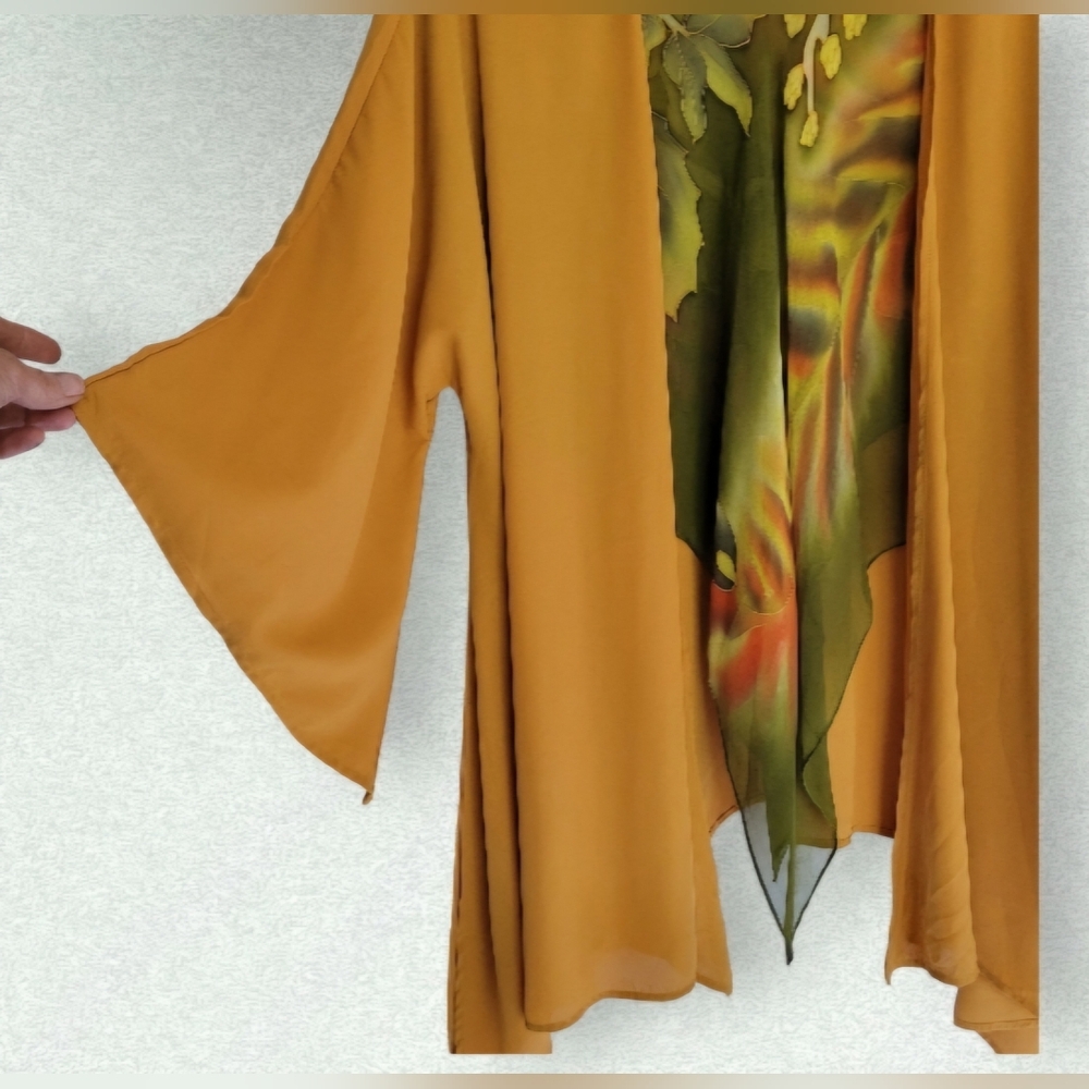 *SOLD* 2 PIECE Beautiful 100% silk poncho Mustard Yellow Shrug/kimono 2X-3X